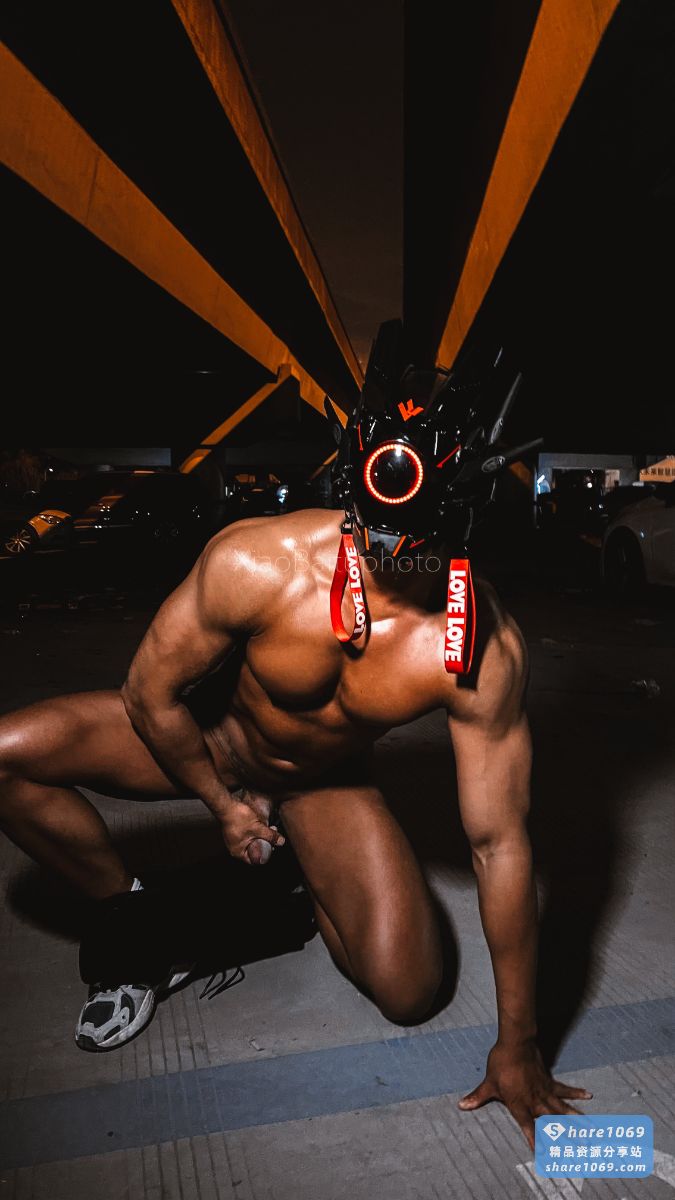 图片[11]-【转】《肌肉大魔王》by: 小白兔先生-帅哥分享社区-交流中心-Share1069 精品资源分享站