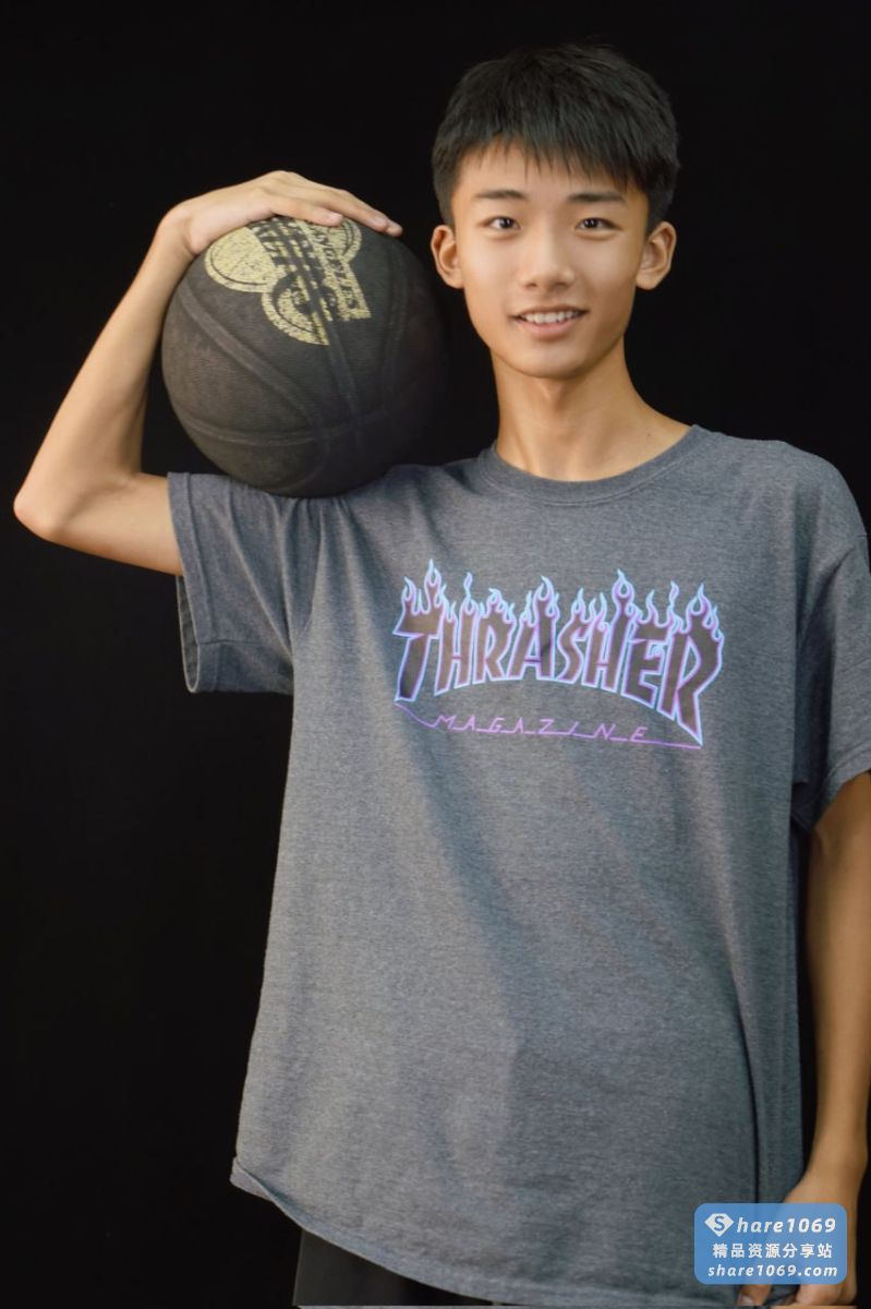 图片[6]-高中篮球体育生弟弟（有露）-帅哥分享社区-交流中心-Share1069 精品资源分享站